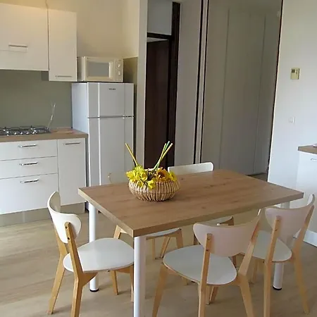 Modern Flat At Pineta With Terrace