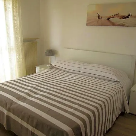 Modern Flat At Pineta With Terrace Διαμέρισμα
