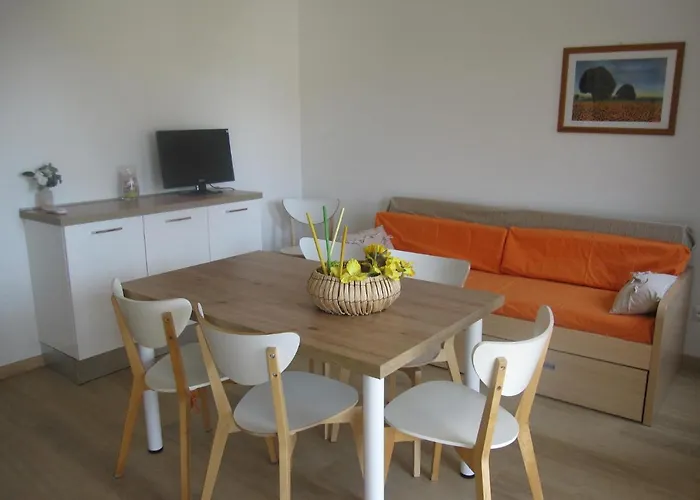Modern Flat At Pineta With Terrace גראדו